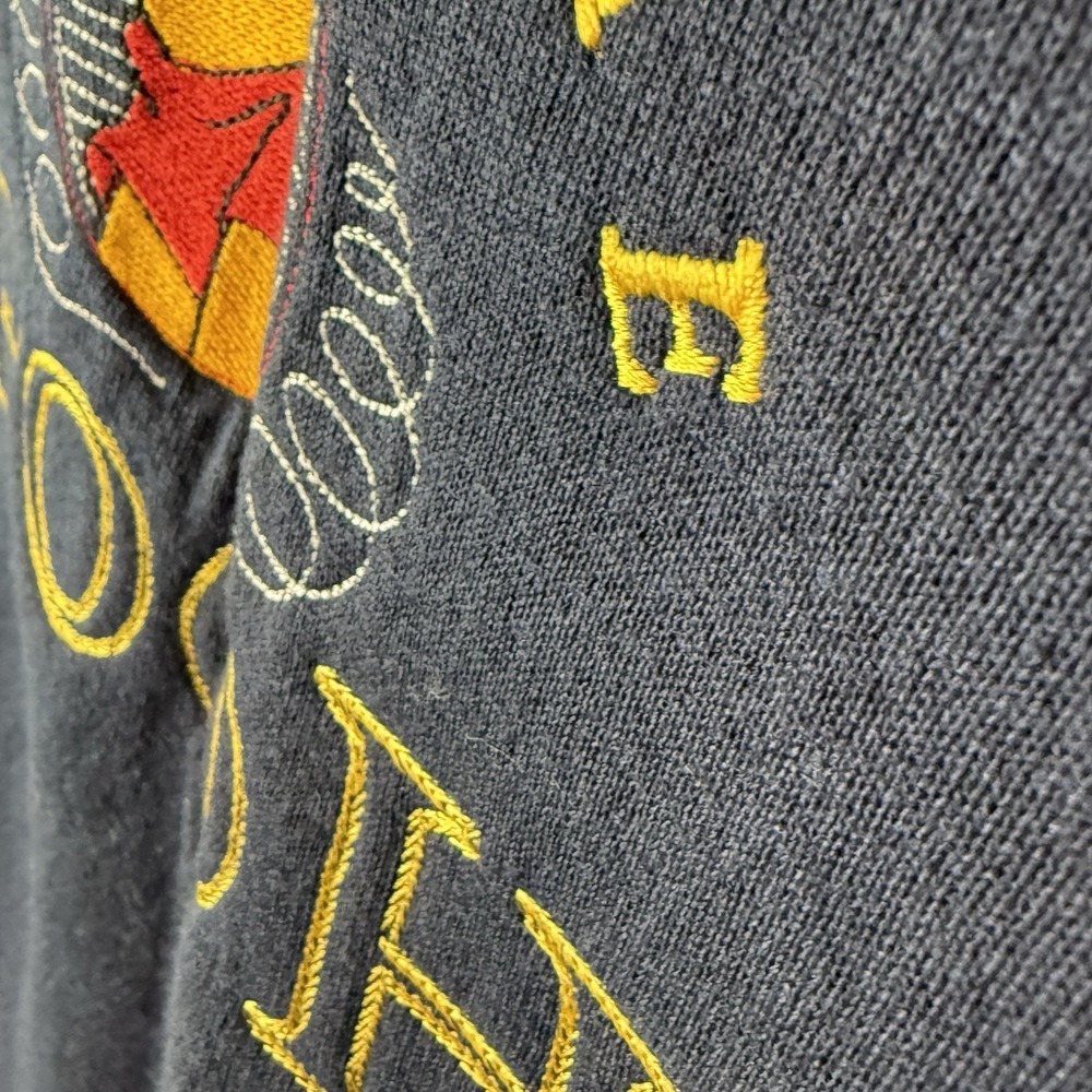 Disney Winnie the‎ Pooh Embroidered Sweatshirt Made In USA Adult Medium Catalog - Picture 4 of 7